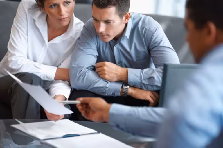 Financial planning budget consultation helping families build wealth, manage cash flow and achieve long-term goals.
